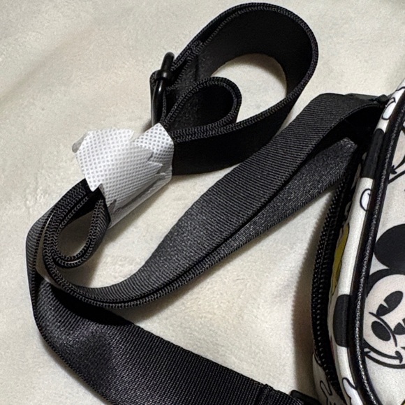 Disney Mickey Mouse Black and White Crossbody❤️🤍🖤 - Picture 6 of 7